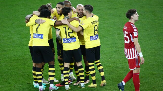 ολυμπιακός-αεκ-διπλό-και-στο-2-από-την-562817944