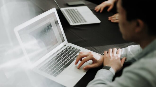 τι-πρέπει-να-σπουδάσει-ένας-νέος-σήμερ-562813795