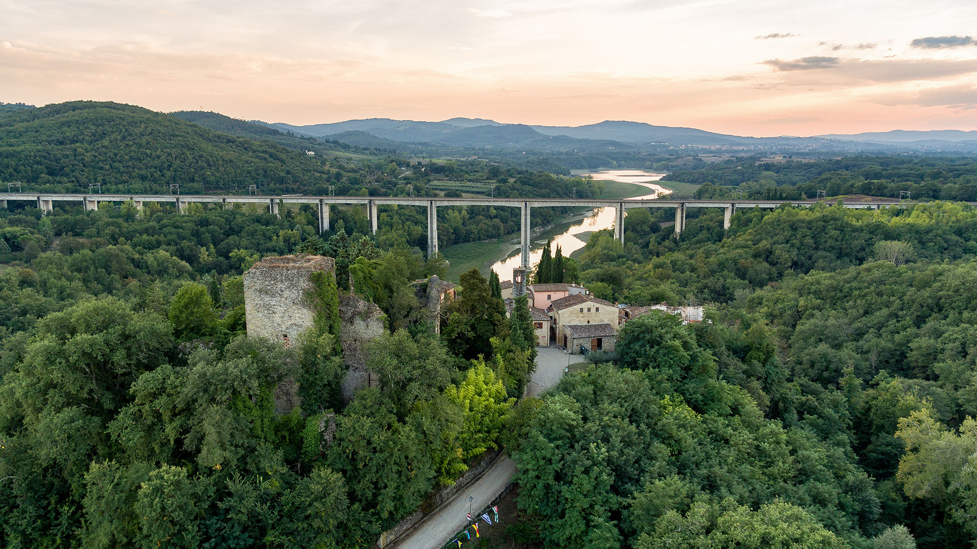 Ενα σχολείο για τα παιδιά του πολέμου-7
