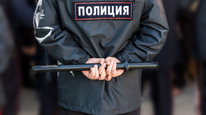 ρωσία-συγκρούσεις-διαδηλωτών-με-την-α-562834282