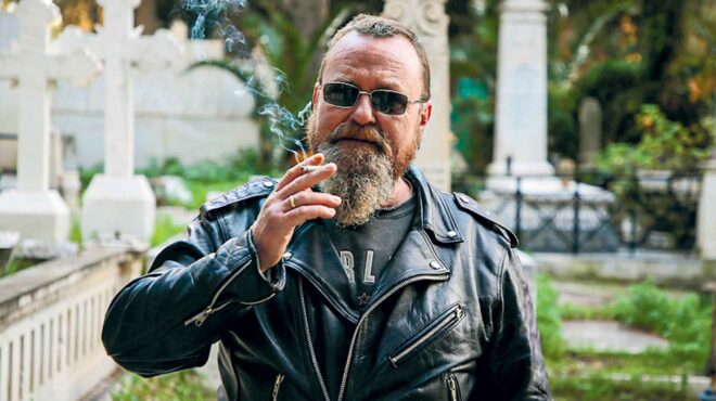 ζώντας-με-και-από-τον-θάνατο-562840963