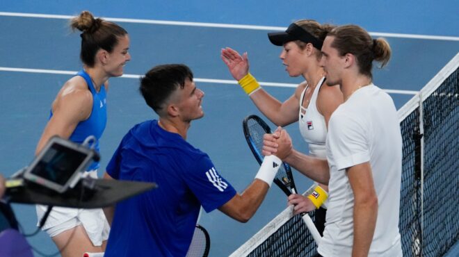 δεν-τα-κατάφεραν-σάκκαρη-και-πέτρος-τσ-562816633