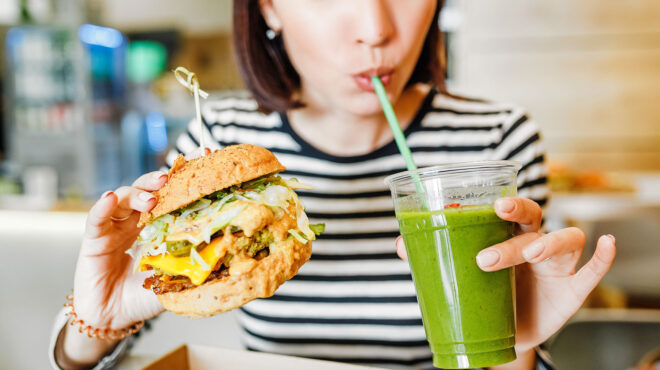 και-φρέσκα-και-fast-food-στο-μενού-των-ελλήνων-562849099