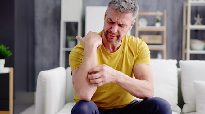 γιατί-έχω-φαγούρα-παντού-562810144