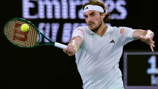 australian-open-ο-τσιτσιπάς-έμεινε-όρθιος-σε-παιχν-562834264