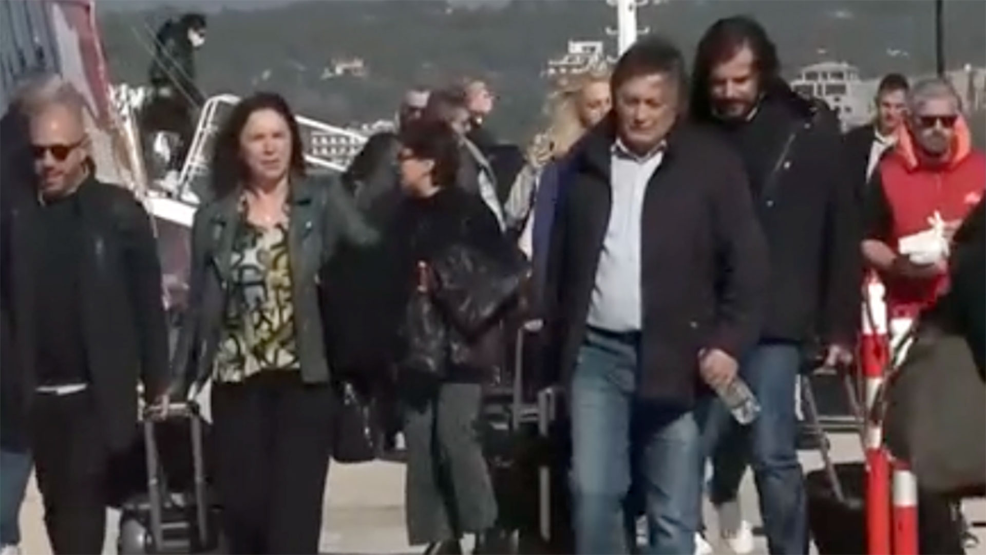 ΣΥΡΙΖΑ: Ανοιξε η αυλαία στις Σπέτσες – Στόχος η πολιτική μπουνάτσα-1