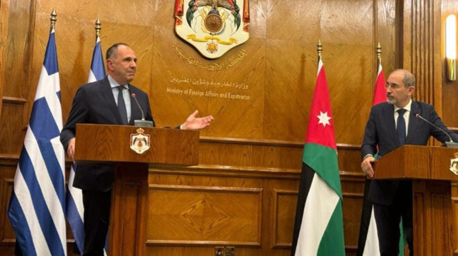 γ-γεραπετρίτης-για-μέση-ανατολή-να-κάν-562831189