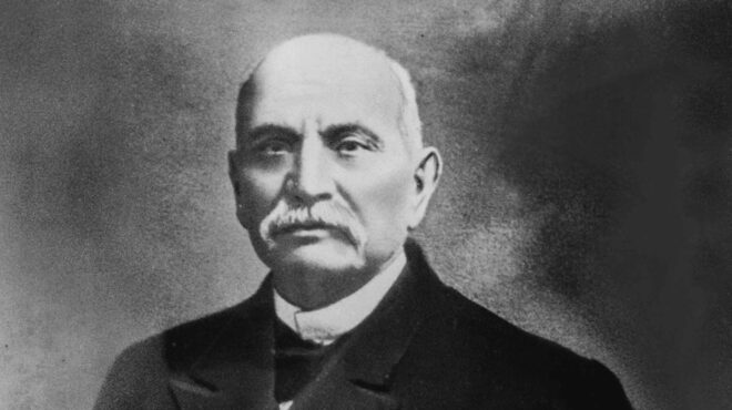 οταν-ο-βαλλιάνος-τα-έβαλε-με-την-τράπεζ-562841032