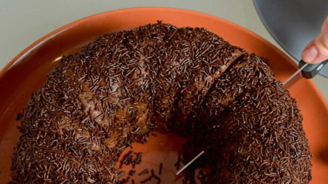 κέικ-χωρίς-ψήσιμο-no-bake-cake-562890592