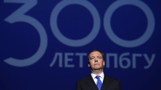 μεντβέντεφ-απειλεί-ξανά-τη-δύση-με-ολο-562890472