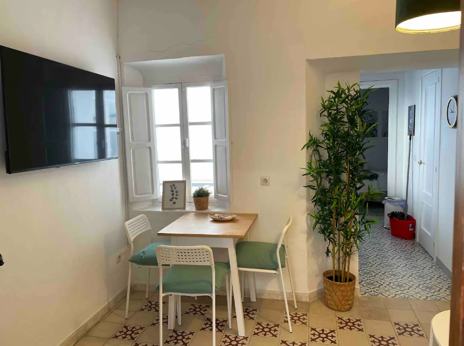 Μοναχές… επιχειρηματικά δαιμόνια: Αξιοποίησαν ως Airbnb χώρους μονής-4