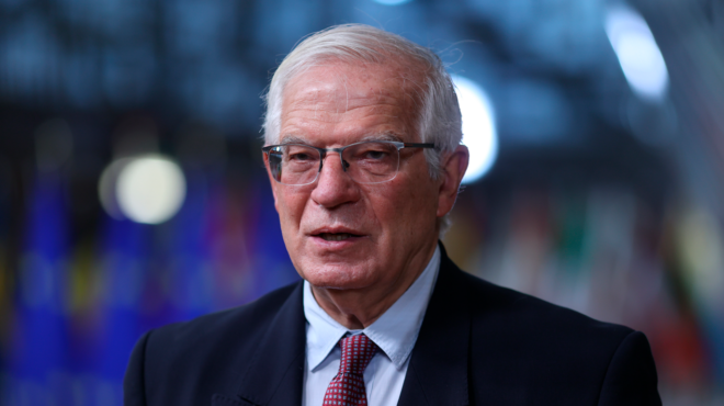 ζoζέπ-μπορέλ-δεν-σταματά-η-χρηματοδότη-562865899