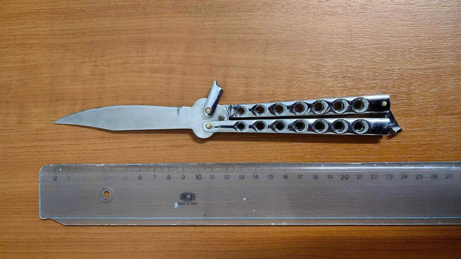 Πειραιάς: Επίθεση 30 ατόμων σε ανηλίκους-1