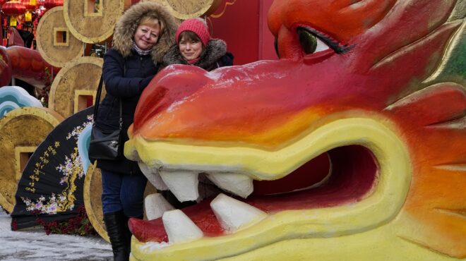 εντός-και-εκτός-προς-όχι-στα-ιδιωτικ-562875835