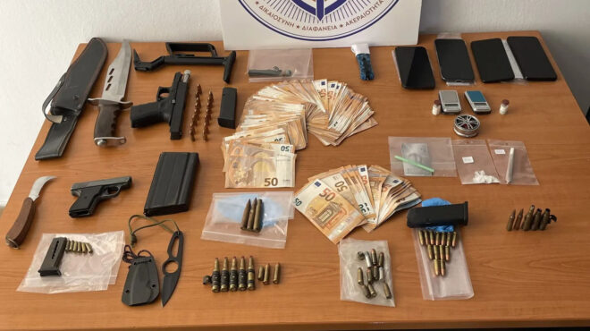 τρεις-συλλήψεις-για-διακίνηση-και-προ-562874944