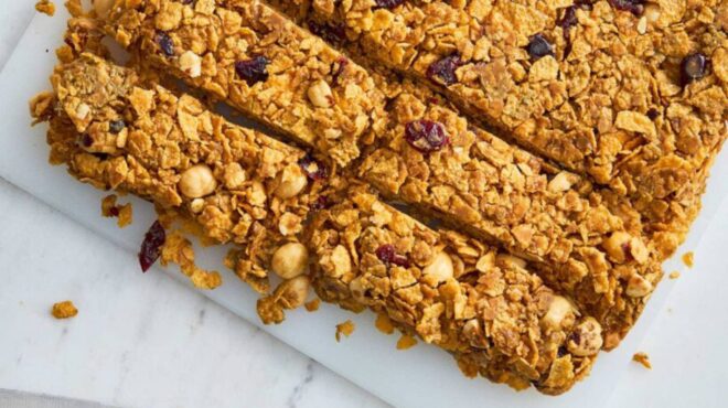 εύκολες-μπάρες-δημητριακών-562882687