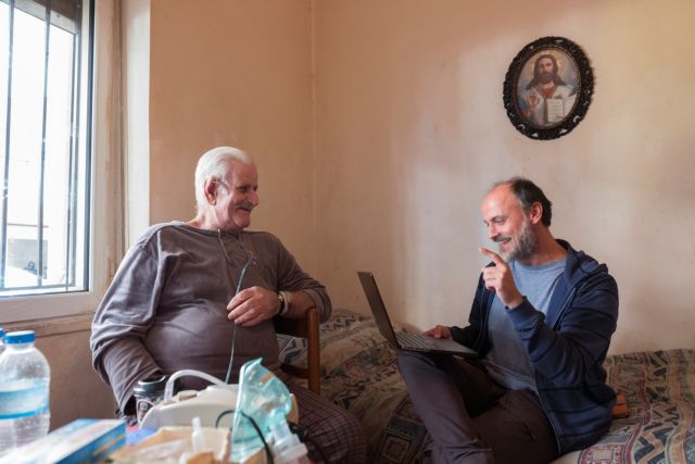 Εθελοντές αναγνώστες κατά της μοναξιάς-2