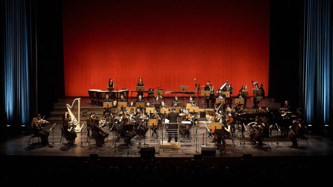 θεσσαλονίκη-μέγαρο-μουσικής-με-στούν-562898692