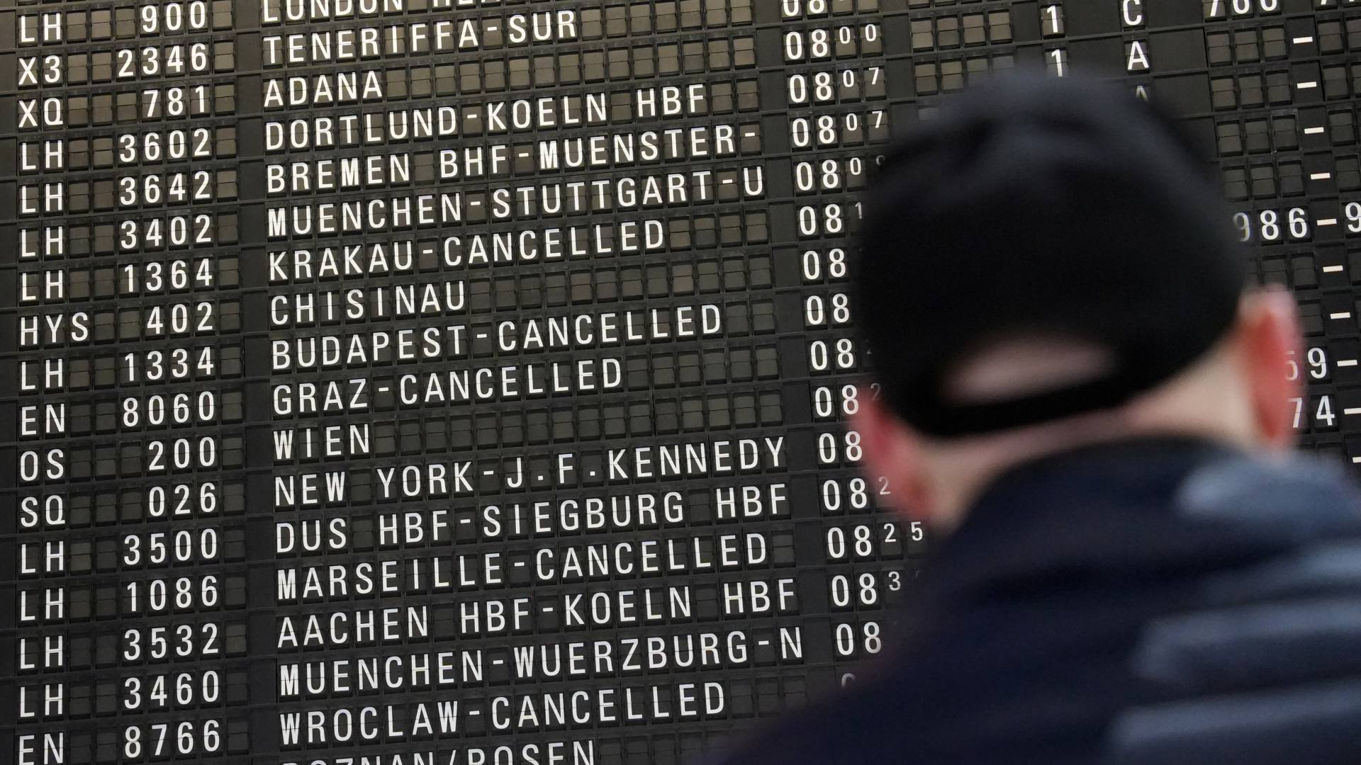 Γερμανία: Σε εξέλιξη η απεργία του προσωπικού εδάφους της Lufthansa – Ακύρωση εκατοντάδων πτήσεων-1