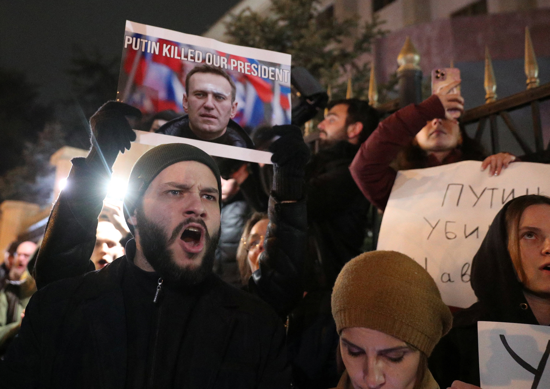 Θάνατος Ναβάλνι: Συγκεντρώσεις διαμαρτυρίας σε πολλές ευρωπαϊκές πρωτεύουσες-2