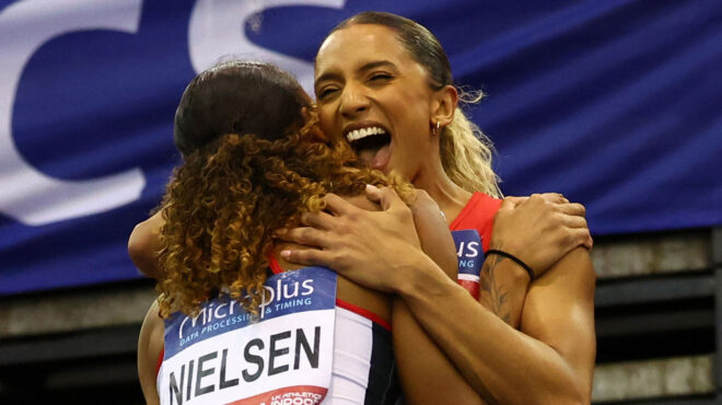 δίδυμες-ηρωίδες-του-στίβου-και-της-ζωή-562907179