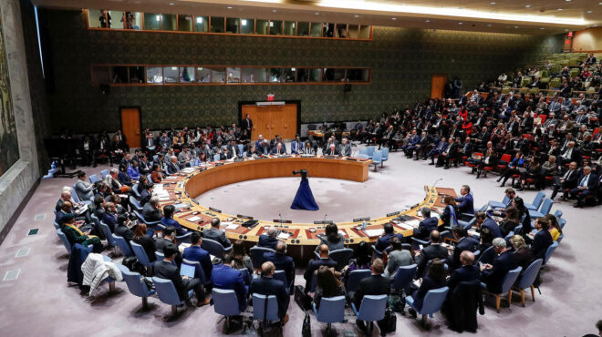 βυθισμένη-στο-χάος-η-γάζα-ενώ-οι-ελπίδε-562893403