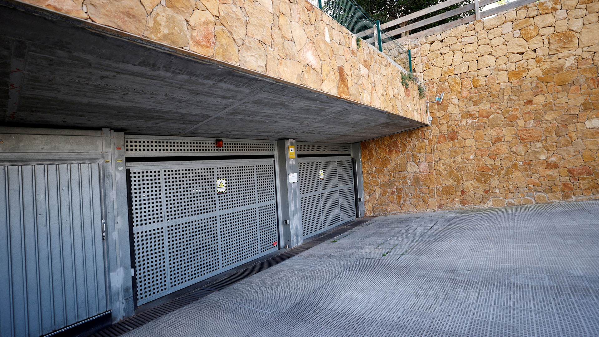 El Pais: Η Μόσχα πίσω από τη δολοφονία του πιλότου Μαξίμ Κουζμίνοφ-1