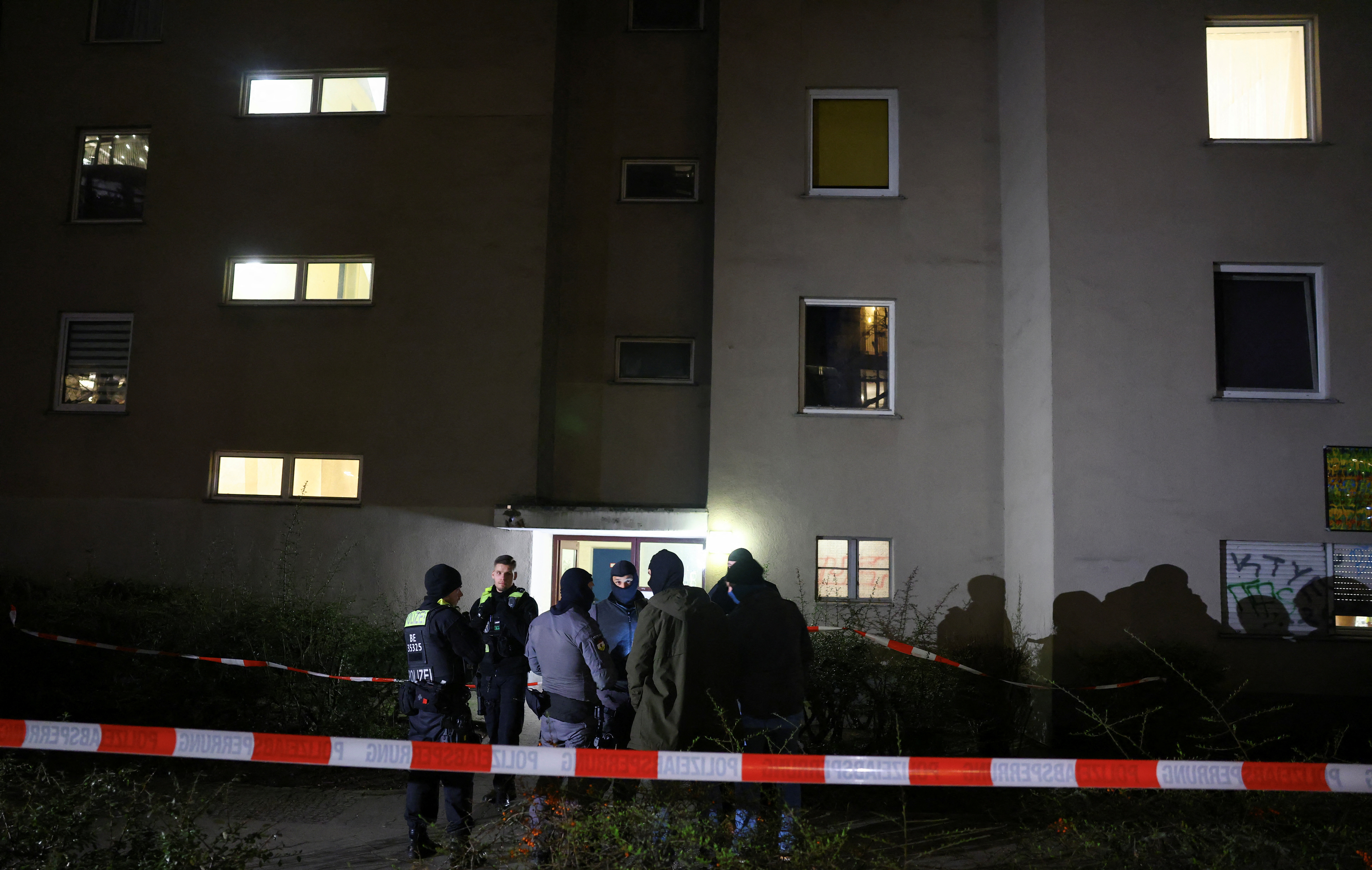 Βερολίνο: Εκκενώθηκε το κτίριο όπου διέμενε η Κλέτε της RAF μετά από πληροφορίες για εκρηκτικά-2