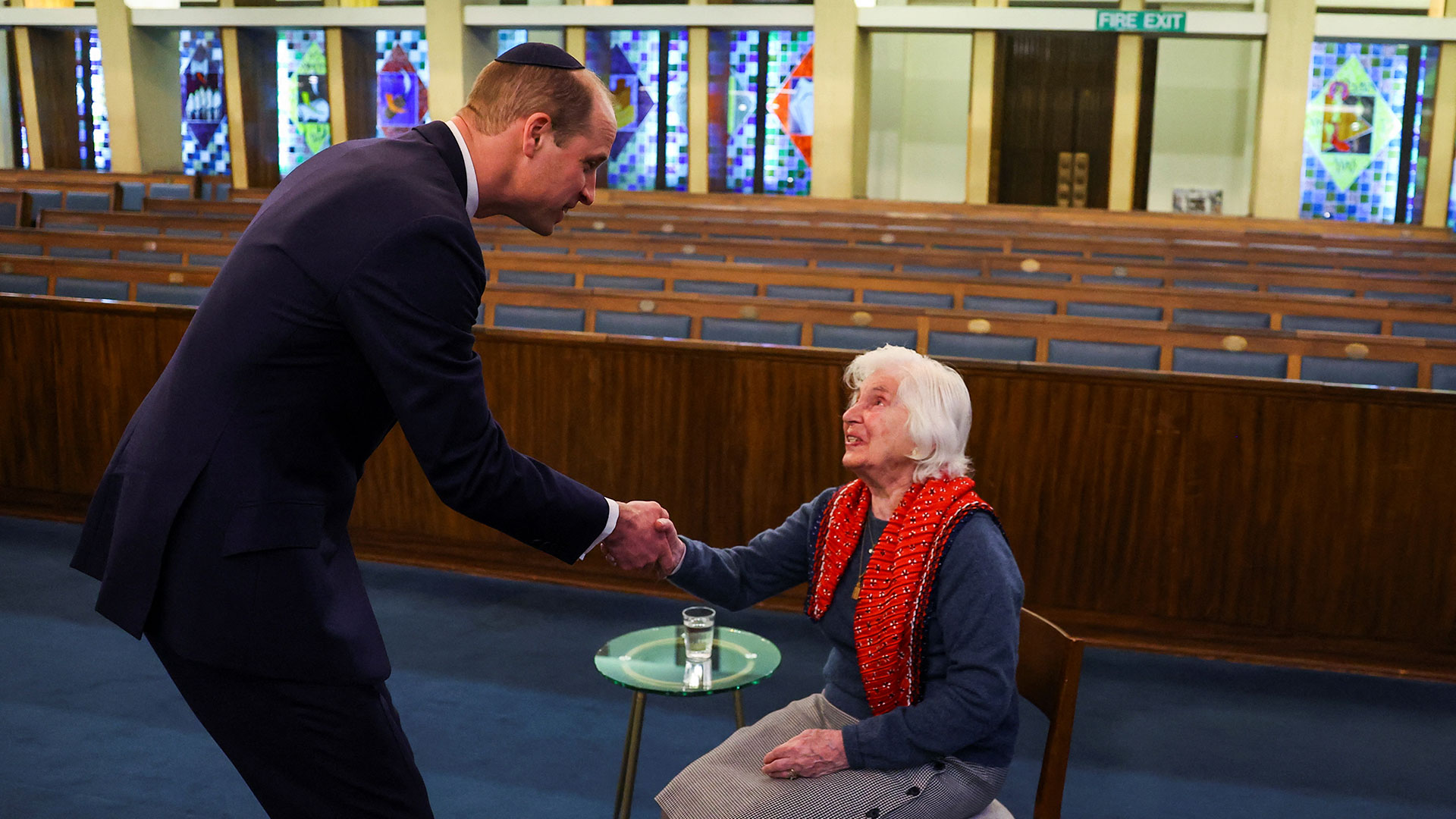 Πρίγκιπας Ουίλιαμ: Επισκέφθηκε Συναγωγή στο Λονδίνο – Ανησυχία για την άνοδο του αντισημιτισμού-2