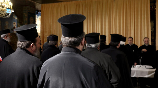 θεωρείο-πάσχα-με-επιτίμια-562904302