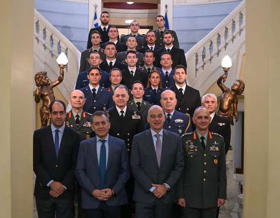 Ν. Δένδιας: Τιμάμε τους Ολυμπιονίκες που ορκίσθηκαν αξιωματικοί των Ενόπλων Δυνάμεων-3