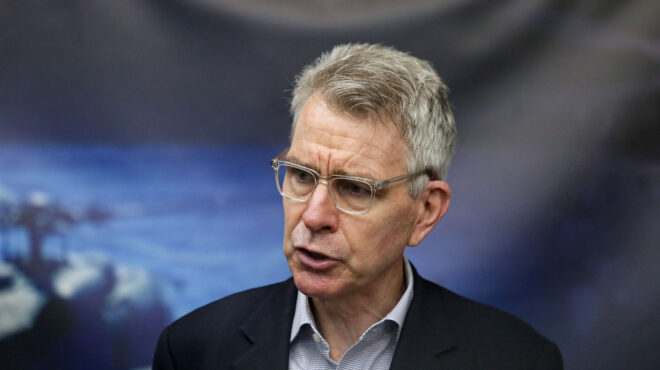 θεωρείο-εύσημα-από-τον-τζέφρι-πάιατ-γι-562880560