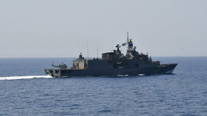 το-πεδίο-δράσης-της-φρεγάτας-υδρα-στ-562902808