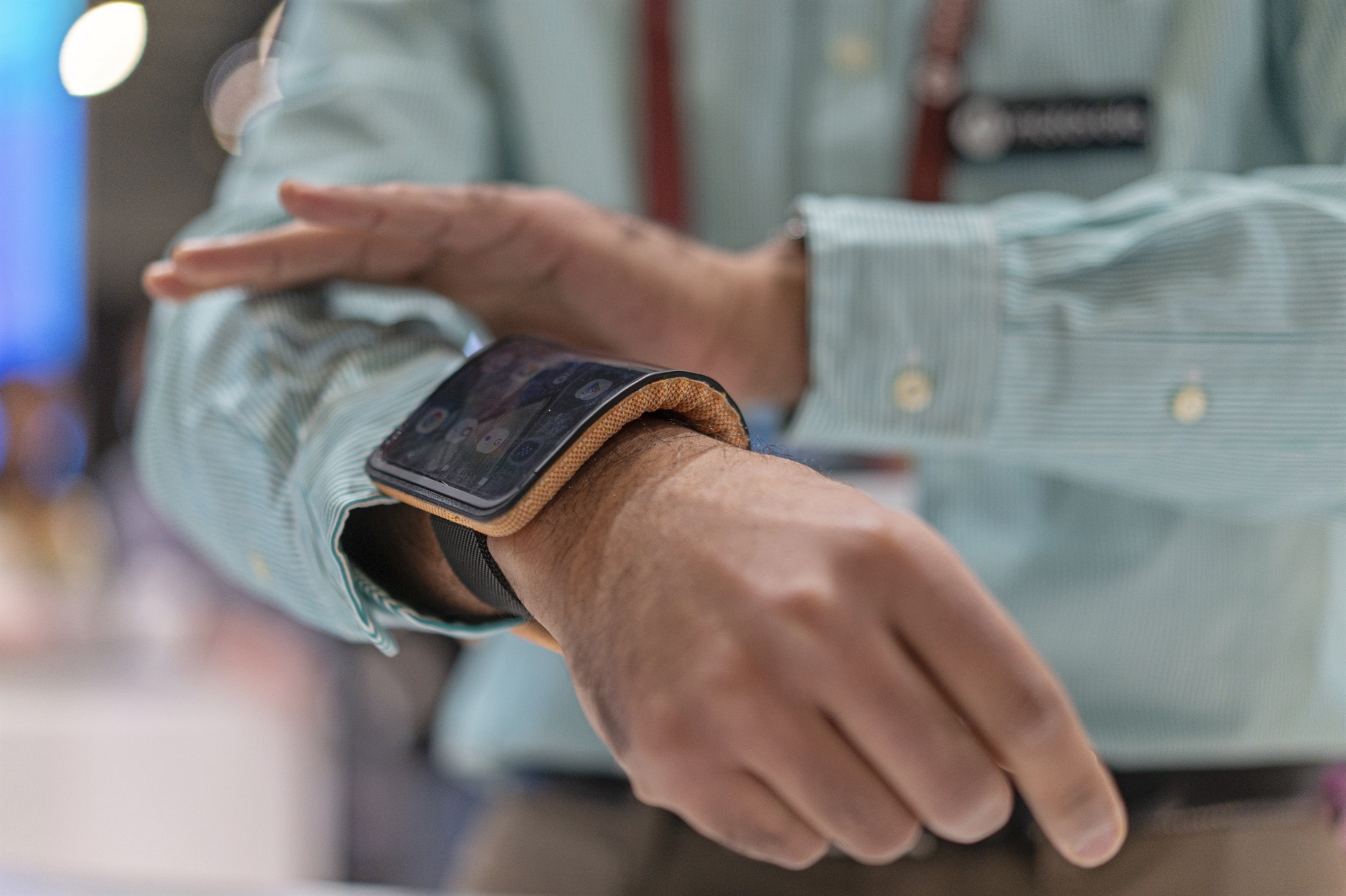 Κινητά που λυγίζουν και 3D tablets-1