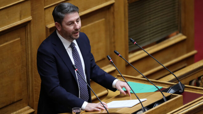 ν-ανδρουλάκης-η-επιστροφή-του-εφκ-είνα-562881601