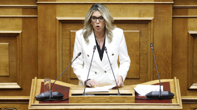 αννα-καραμανλή-καταψηφίζω-το-νομοσχέ-562883713