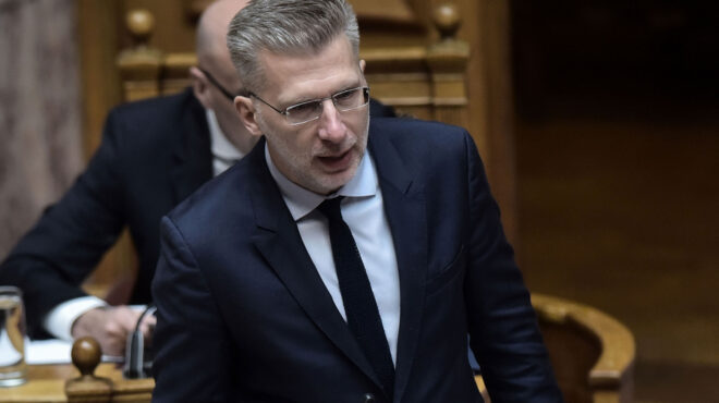 σκέρτσος-στρουθοκαμηλισμός-συριζα-π-562906018