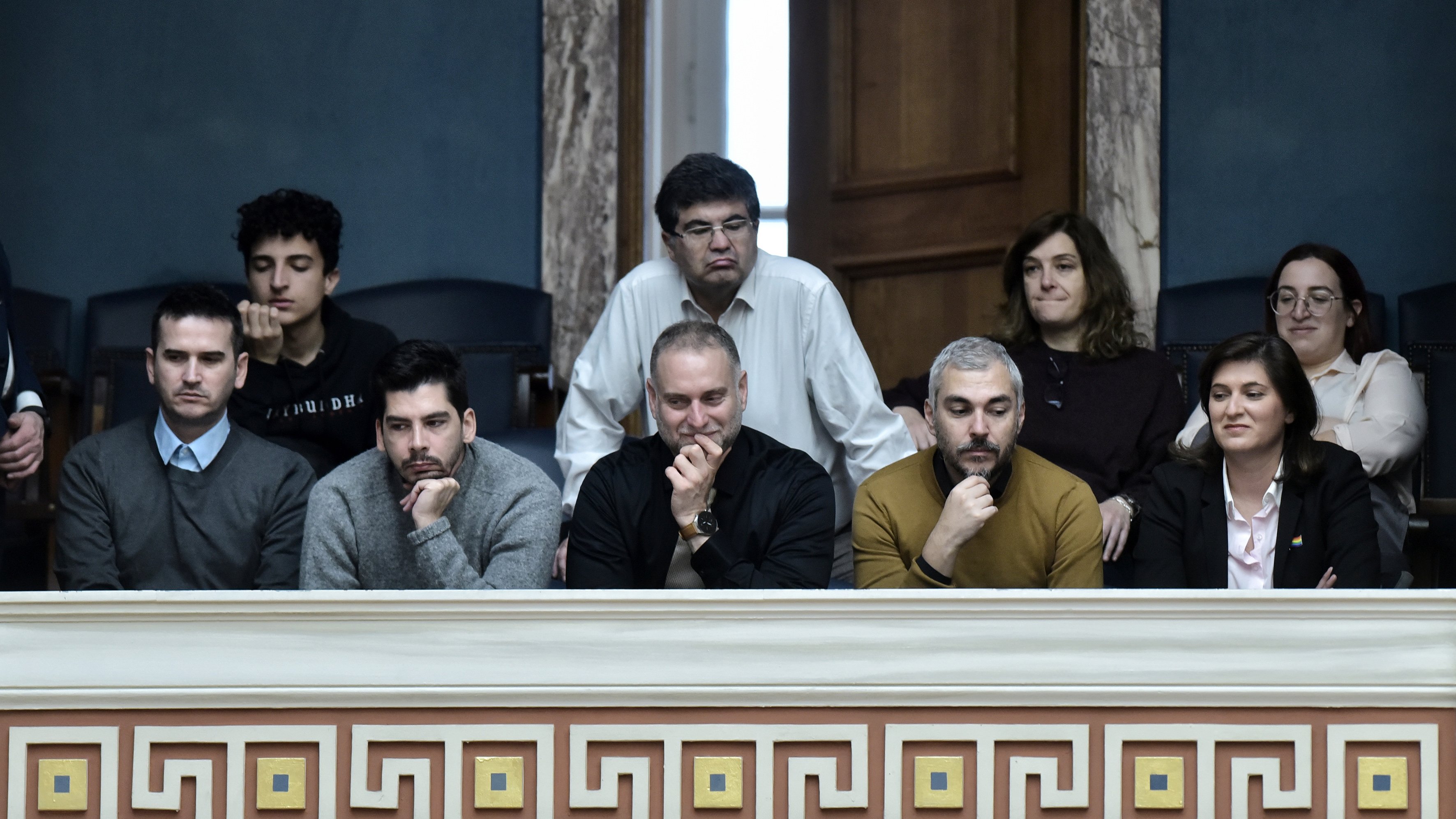 Γάμος ομοφύλων: Στα θεωρεία της Βουλής Καπουτζίδης, Σεργουλόπουλος – Ο Κασσελάκης στα έδρανα-4