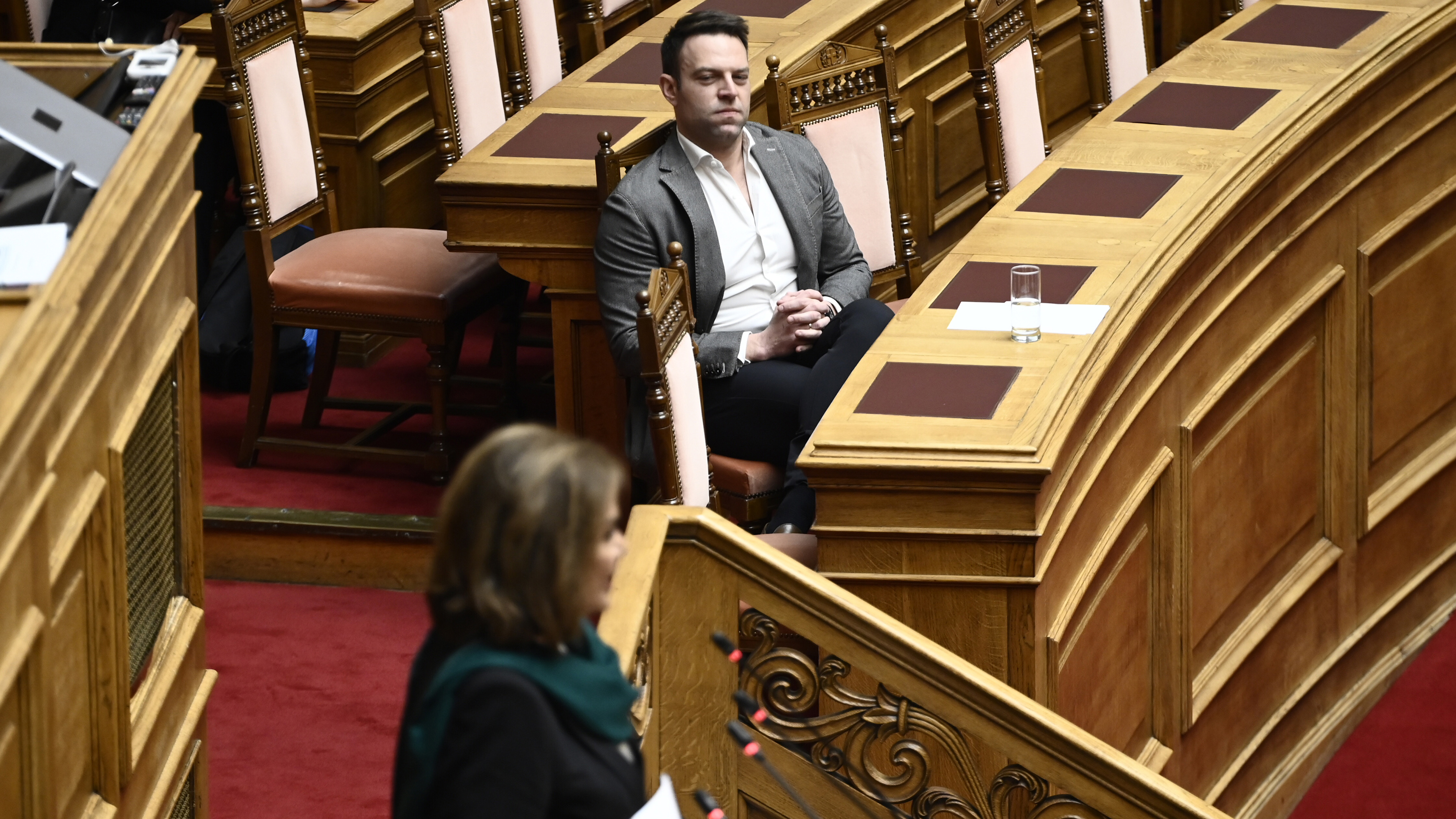 Γάμος ομοφύλων: Στα θεωρεία της Βουλής Καπουτζίδης, Σεργουλόπουλος – Ο Κασσελάκης στα έδρανα-2