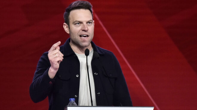 συριζα-ο-κασσελάκης-απέλυσε-τον-θύμιο-562909180