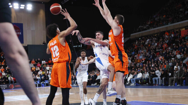 μπάσκετ-τα-κέρδη-των-παραθύρων-562904707