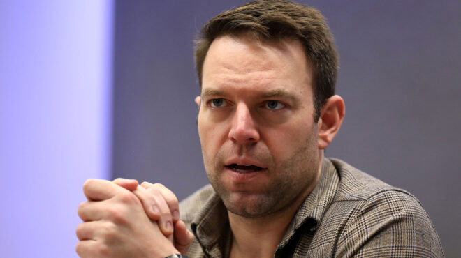 κασσελάκης-υπογράφω-το-ψήφισμα-της-μα-562905985