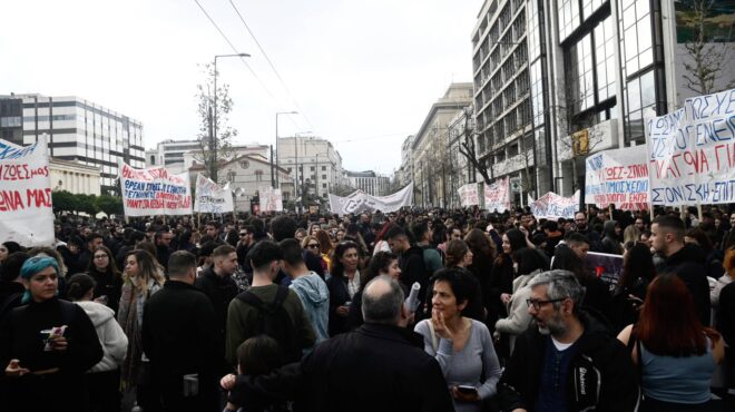 απεργία-σε-εξέλιξη-οι-κινητοποιήσεις-562906414