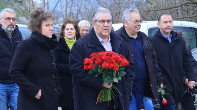 κουτσούμπας-αγωνιζόμαστε-για-να-μη-συ-562906540