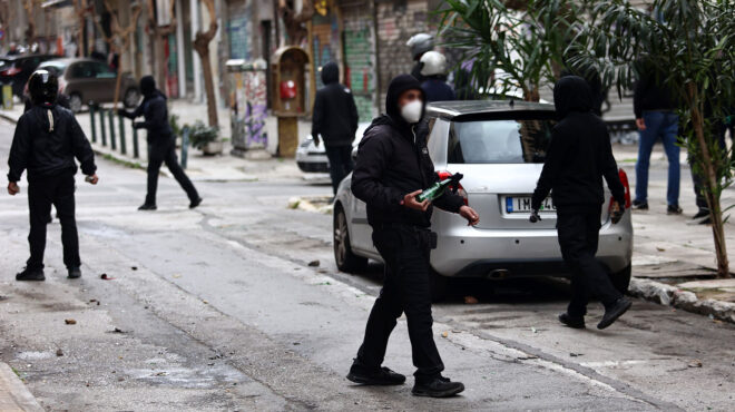 επεισόδια-στην-αθήνα-8-συλλήψεις-15-προσ-562907137