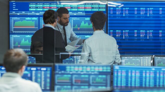 επιφυλάξεις-από-fed-εκτ-για-άμεση-μείωση-562888252