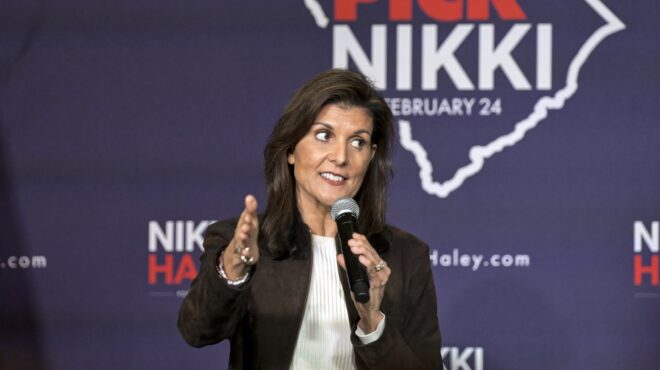 νίκι-χέιλι-βγήκε-δεύτερη-χωρίς-αντίπα-562871818