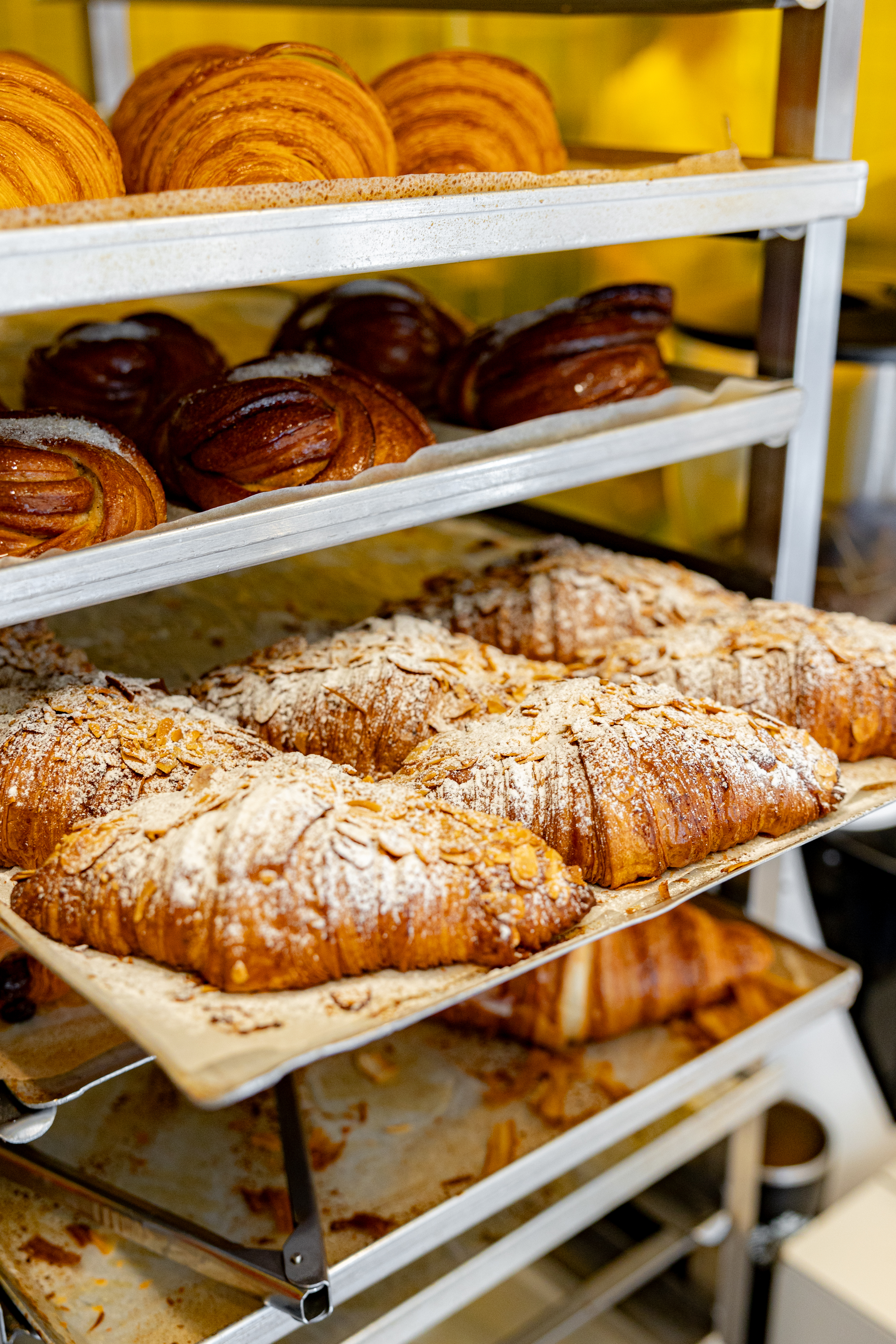 Καφές και κρουασάν -2