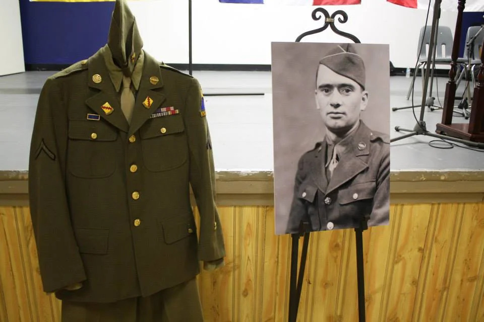 ψάχνοντας-την-αλήθεια-σε-μία-άγνωστη-σ-562874896