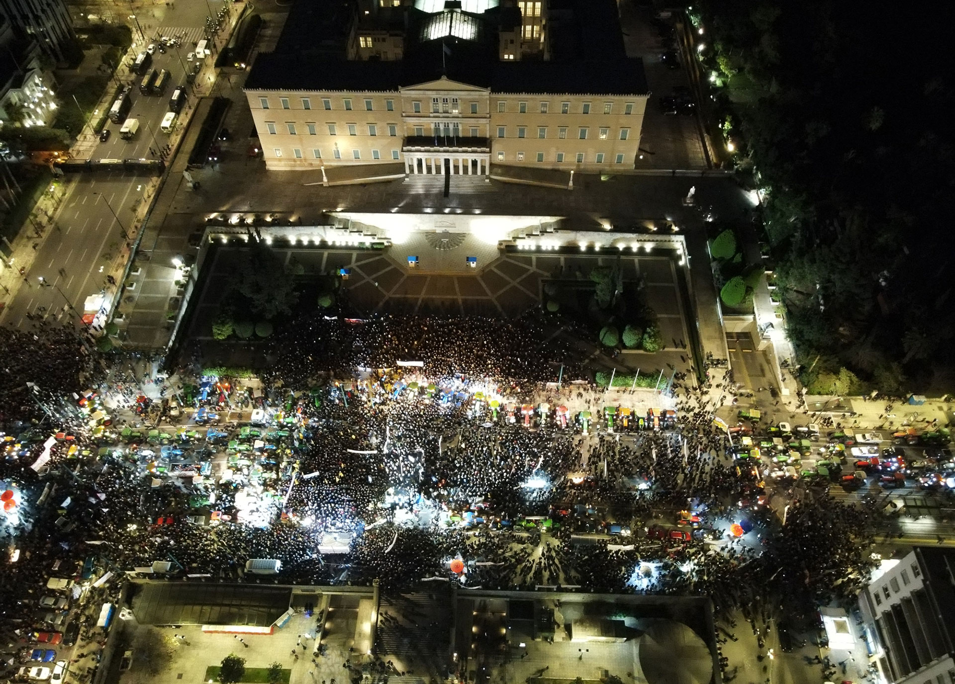 Ηχηρό «παρών» των αγροτών-1